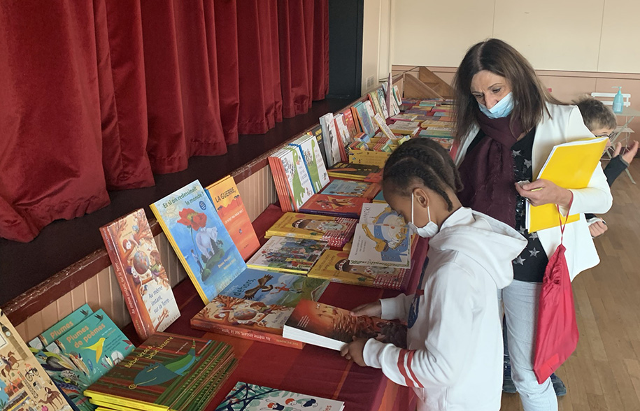 à la Salle des Fêtes de Saint Piat (28)