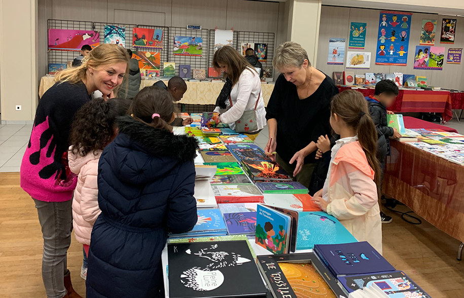 à la Salle de l'AGORA de Vernouillet (28)
