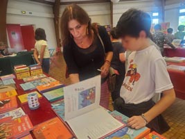 à la Salle des Fêtes de Hanches (28130)