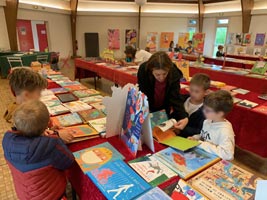 à la Salle des Fêtes de Hanches (28130)