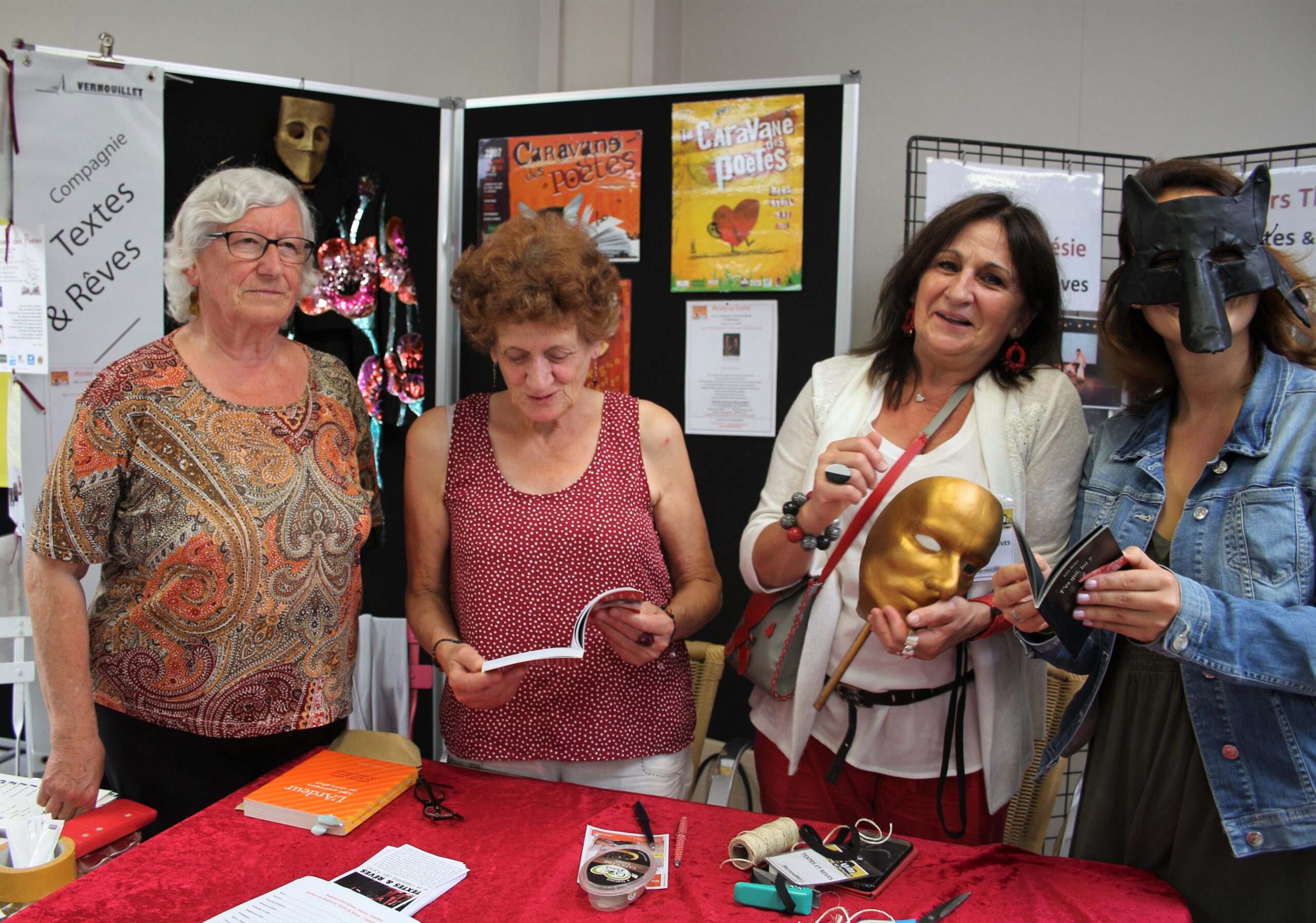 à la Salle de l'AGORA de Vernouillet (28)