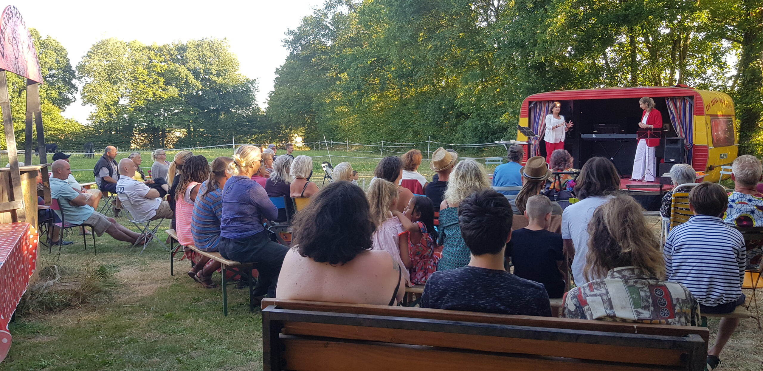 au Champ des Piafs de Charbonnières (28)