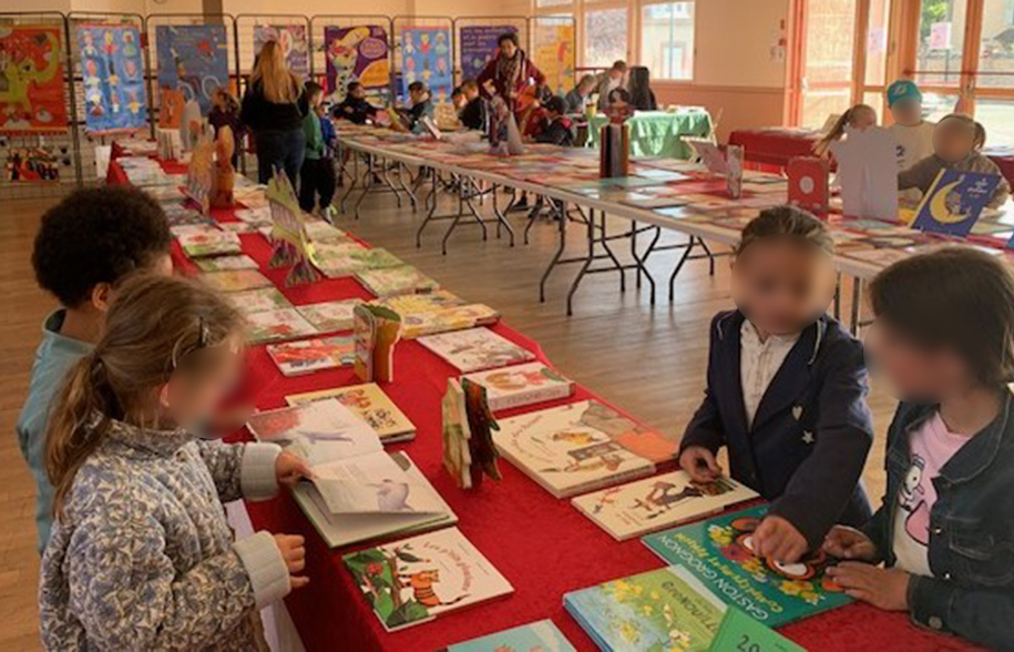 à la Salle des Fêtes de St-Piat (28)