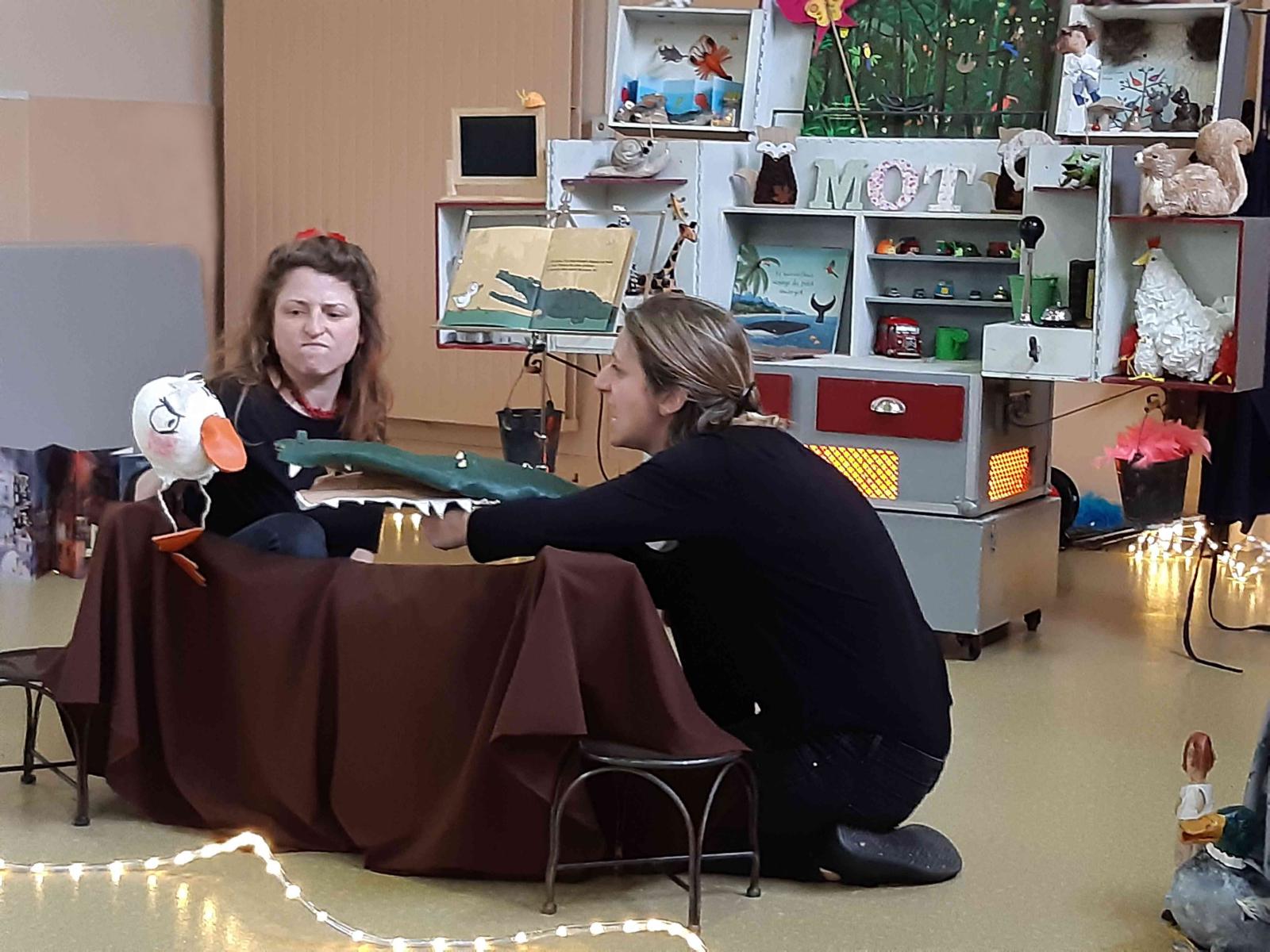 à l' Ecole Maternelle de Abondant (28)