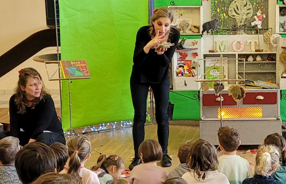 à la Salle des Fêtes de Bu (28)