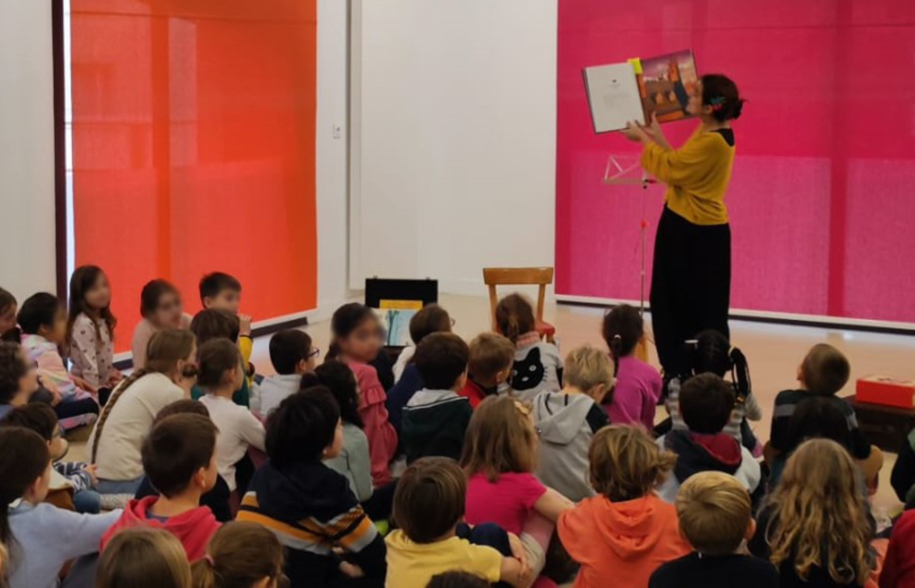 à la Maison de la Culture de Sainte Gemme Moronval (28)