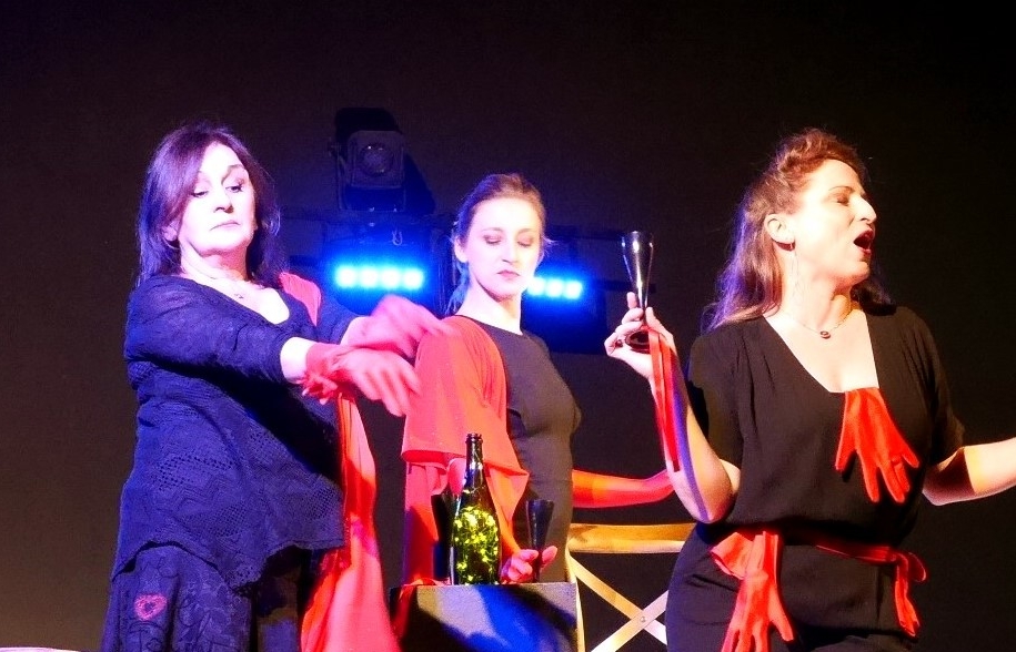 à la Salle des Fêtes de Saint-Loup (41)